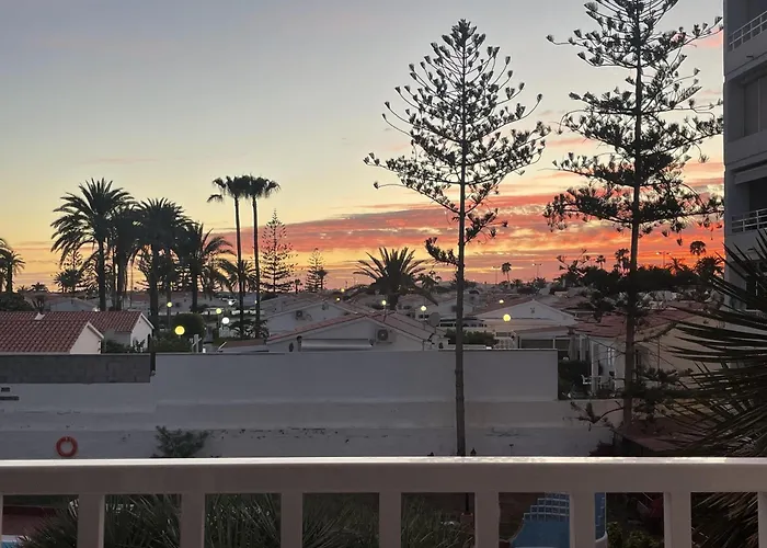 Moon Dunes - By Yumbo Center - Apartment